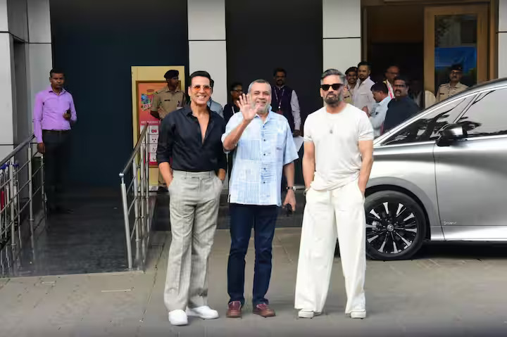 Akshay, Sunil & Paresh Reunite, Fans Hope for ‘Hera Pheri 3’